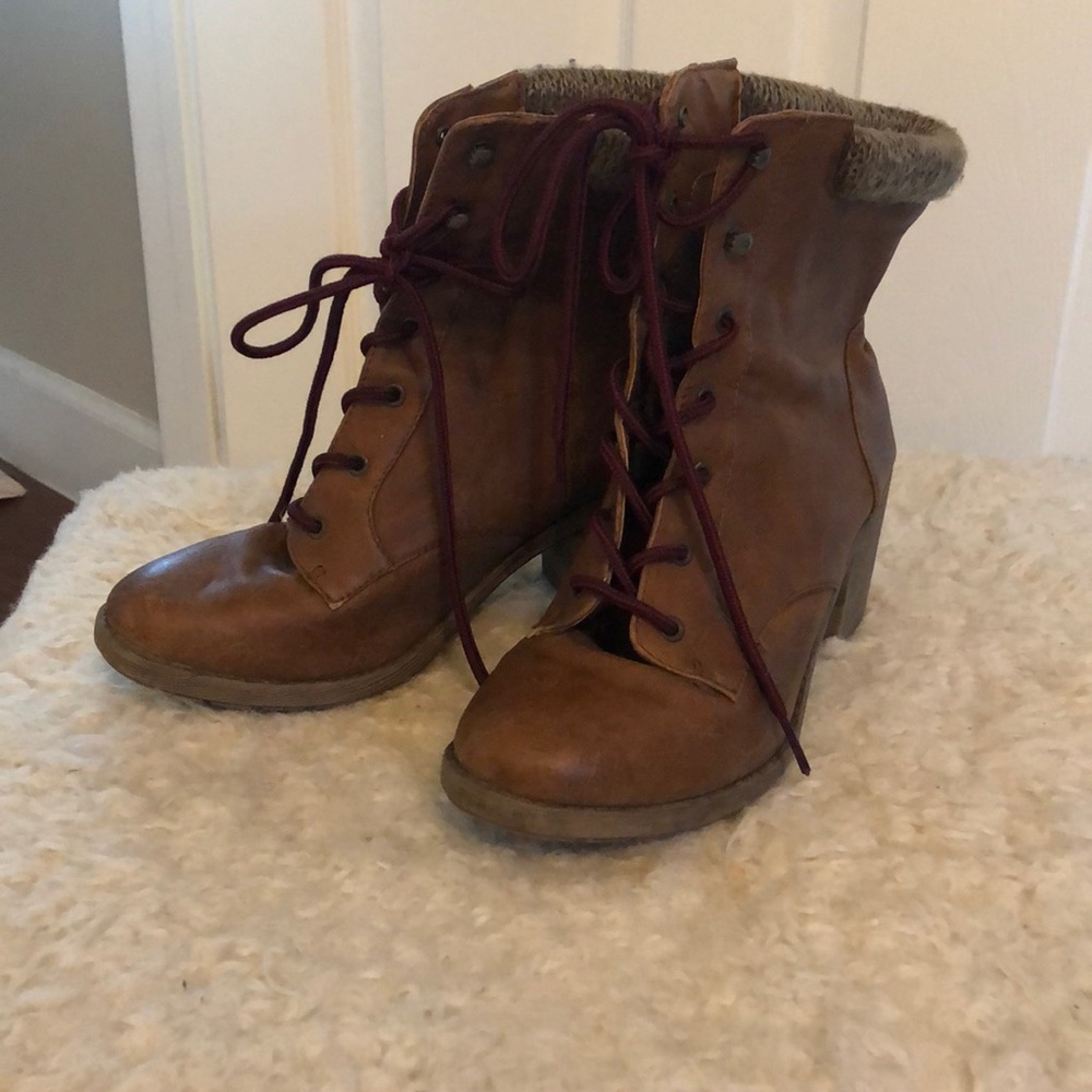 Brown and Maroon tie up Booties